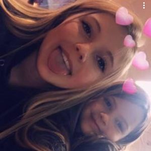 Meet your Posher, Violet